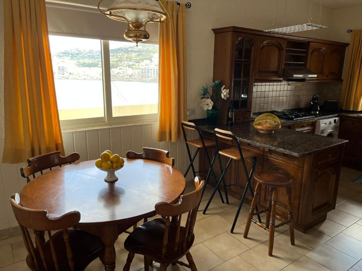 Groundfloor Apartment By The Sea, Fabulous Views Сейнт Полс Бей Екстериор снимка
